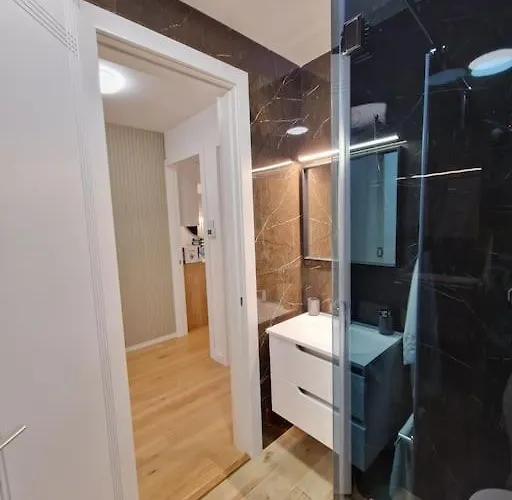 Luna 43 Luxury Apartment